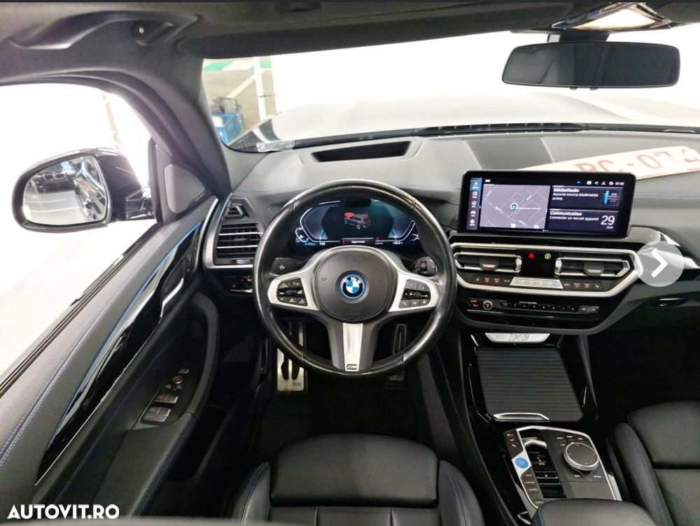 BMW iX3 Standard - 8