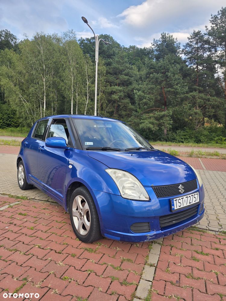Suzuki Swift - 4