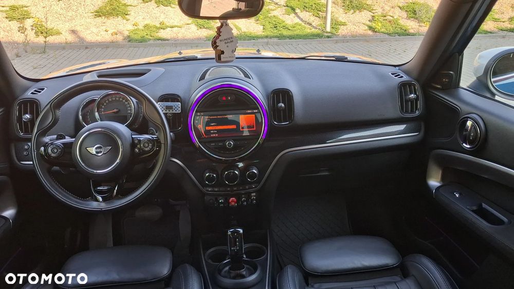 MINI John Cooper Works ALL4 sport - 11