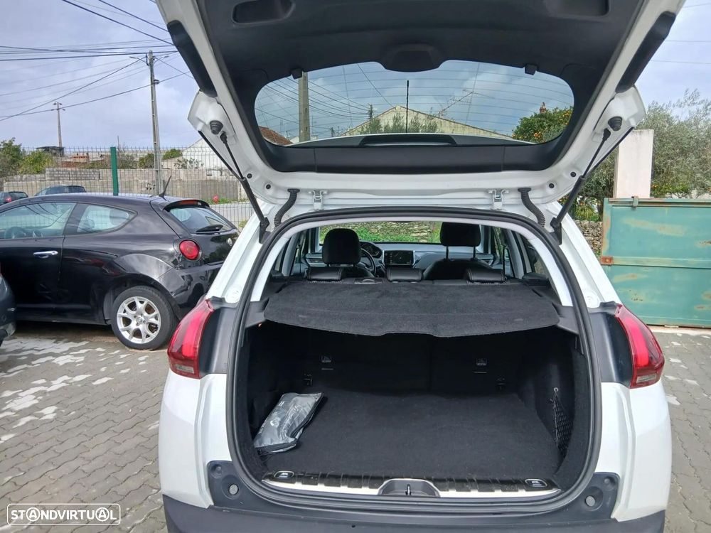 Peugeot 2008 1.6 BlueHDi Allure - 7
