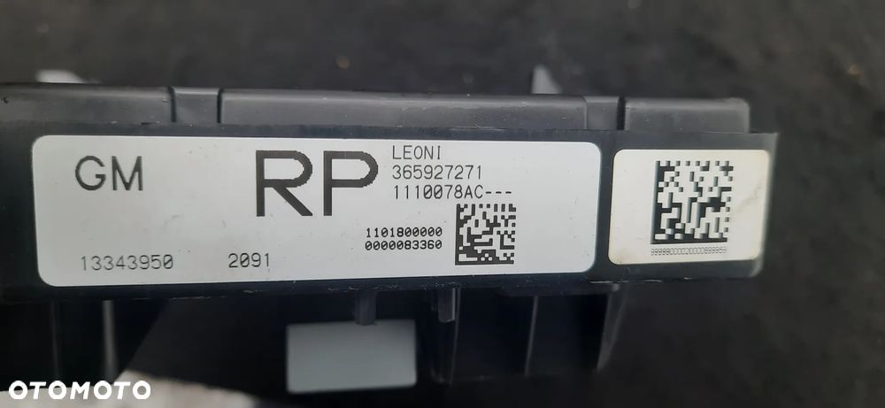 Licznik, panel sterowania, wentylator, przełącznik, zmieniarka CD, Obudowa filtra powietrza - OPEL ASTRA J - 29
