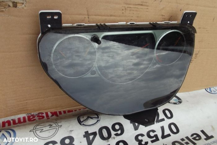 Ceasuri bord Honda CRv 2002-2006 dezmembrez Honda CRV 2 2.2ictdi 4x4 - 2