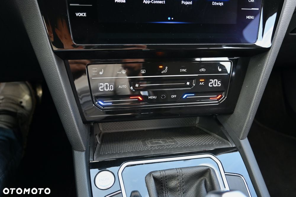 Volkswagen Passat 2.0 TDI SCR DSG Business - 23