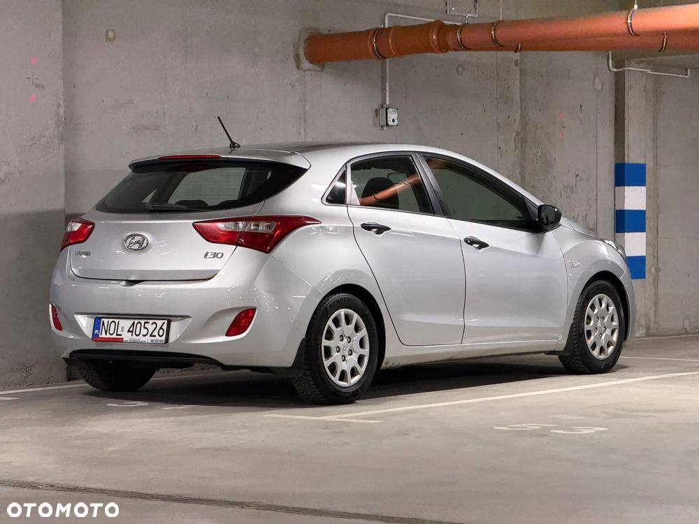 Hyundai i30 1.4 Classic - 8