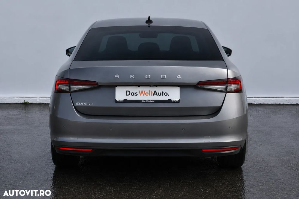 Skoda Superb 2.0 TDI DSG Selection - 9