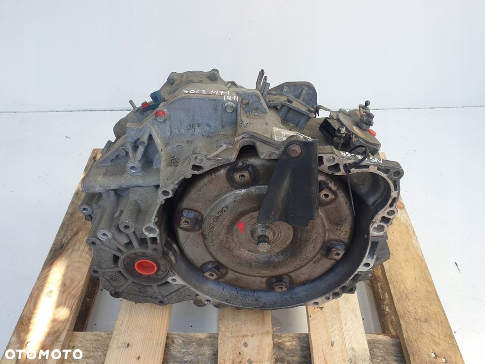 AUTOMATYCZNA SKRZYNIA BIEGÓW Volvo V70 II 2.5 T TURBO _ 55-51SN 30681171 - 1
