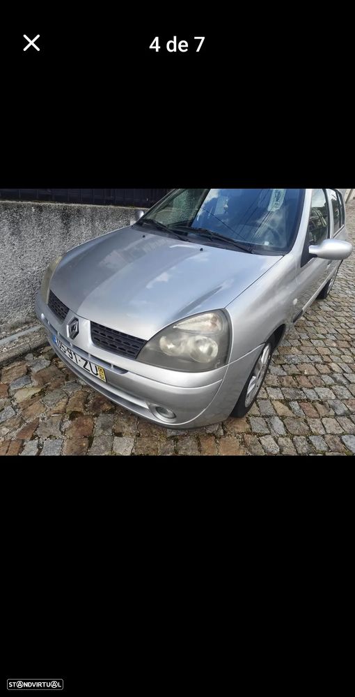 Renault Clio 1.2 16V Privilège Luxe - 3