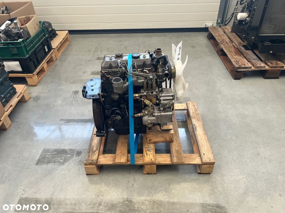 SILNIK ISEKI E3CD E3CE 9000netto - 4