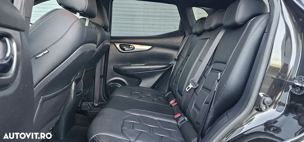 Nissan Qashqai 1.6 DCI Xtronic TEKNA+ - 14