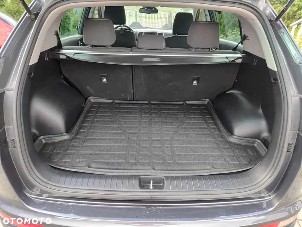 Kia Sportage 1.6 GDI Black Edition 2WD - 12