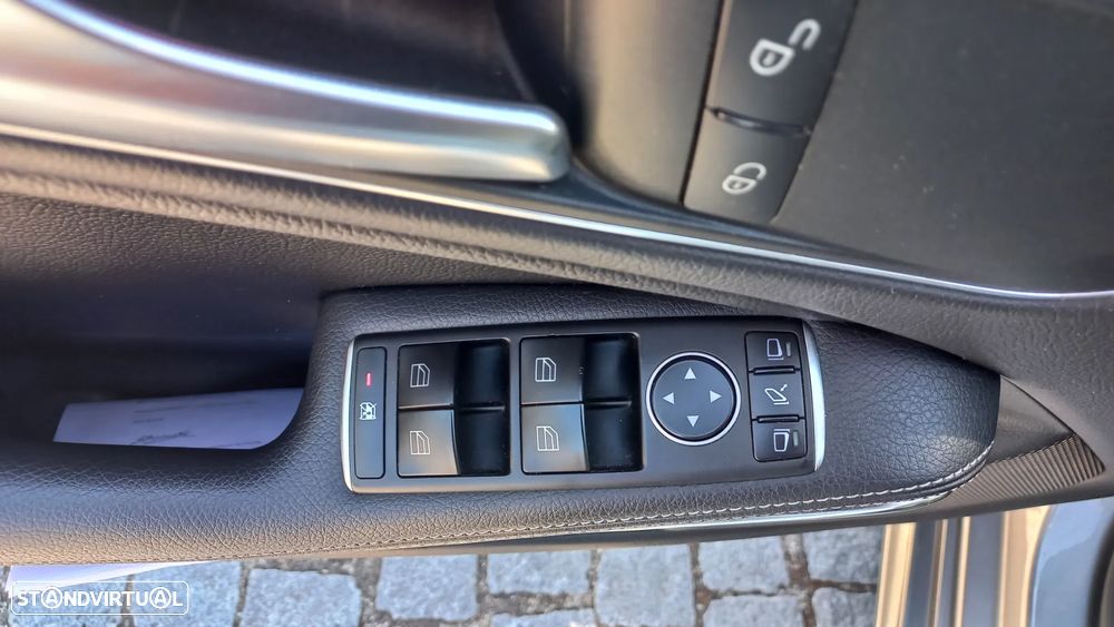 Mercedes-Benz CLA 200 d 7G-DCT Urban - 16