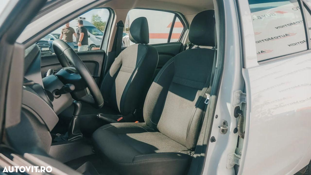 Dacia Logan 1.0 SCe Ambiance - 8