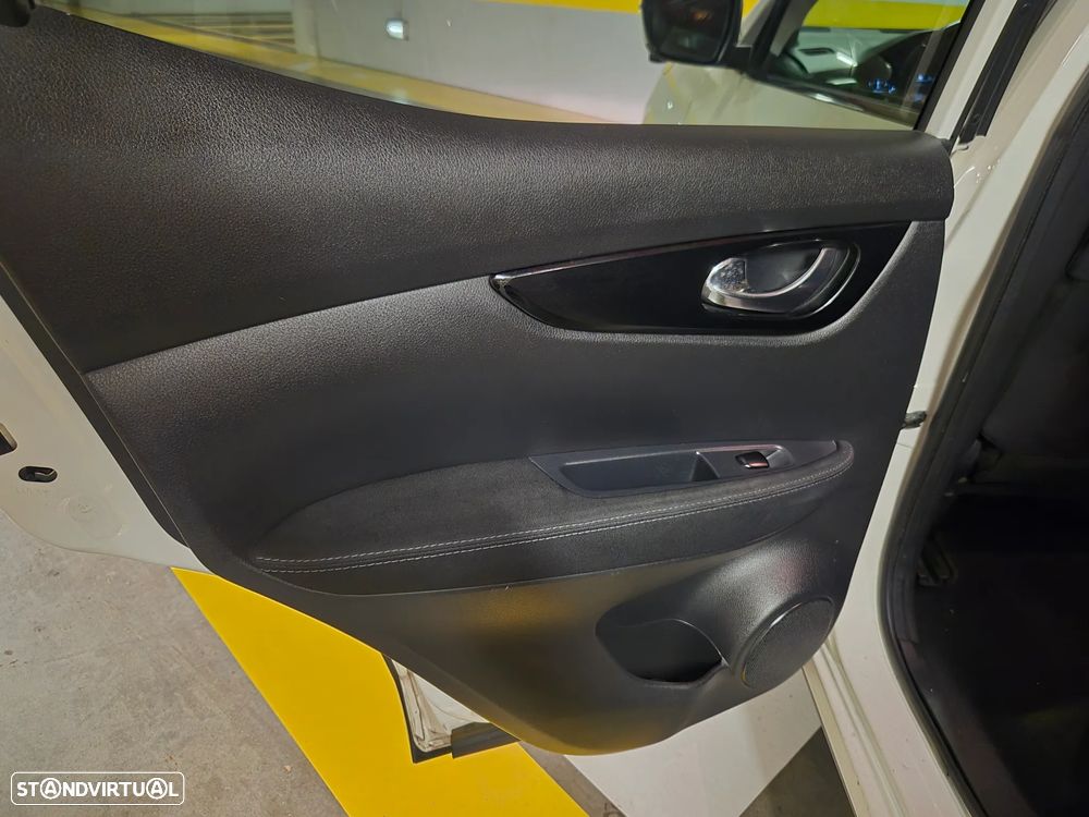 Nissan Qashqai 1.5 dCi 360 - 34