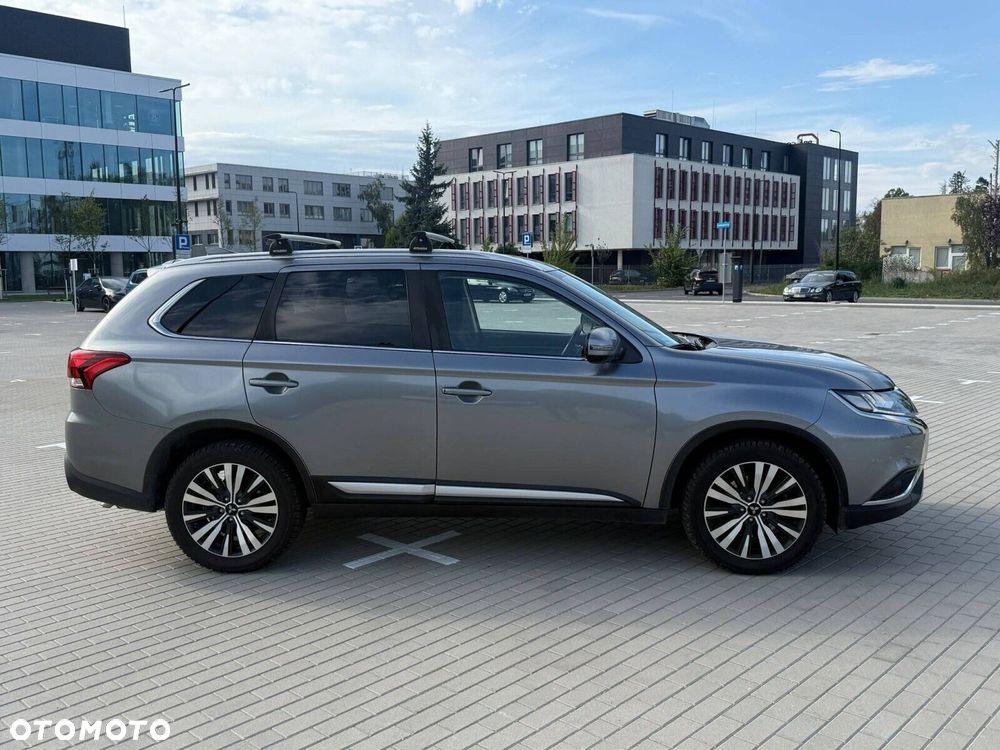 Mitsubishi Outlander 2.0 Intense + SDA 4WD CVT - 3