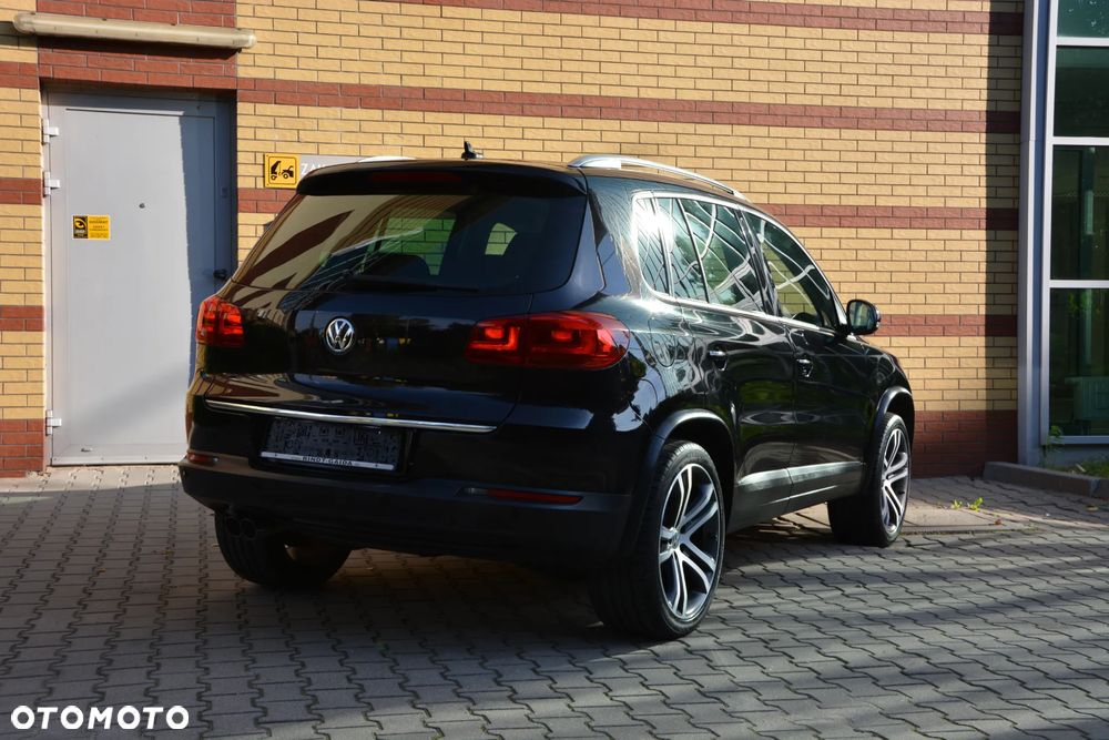 Volkswagen Tiguan 2.0 TDI 4Mot Sport DSG - 25