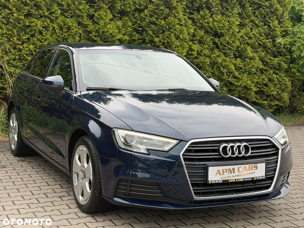 Audi A3 Sportback 1.0 TFSI design - 10