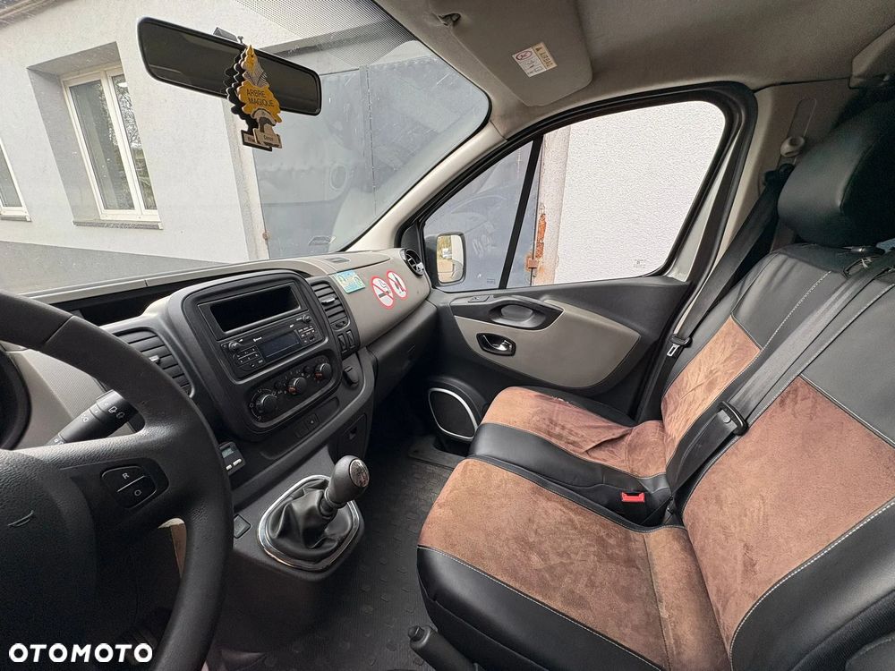 Renault Trafic - 8