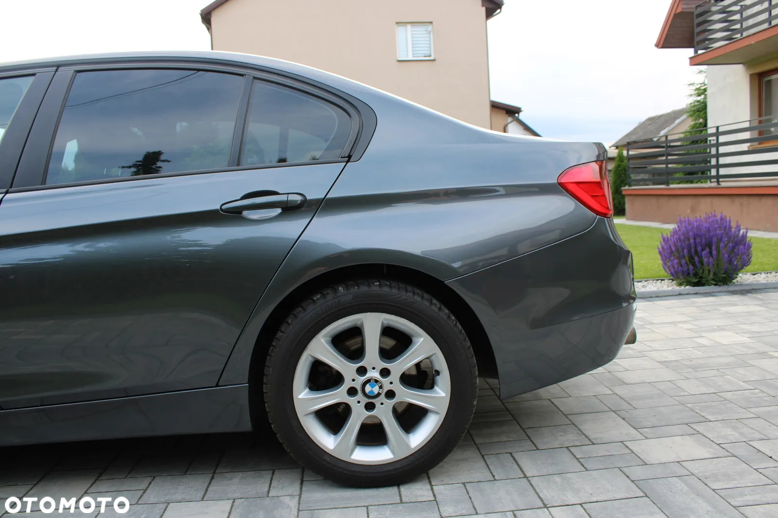 BMW Seria 3 - 13