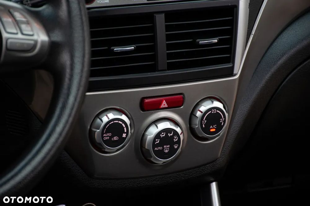 Subaru Forester 2.0X Exclusive - 34