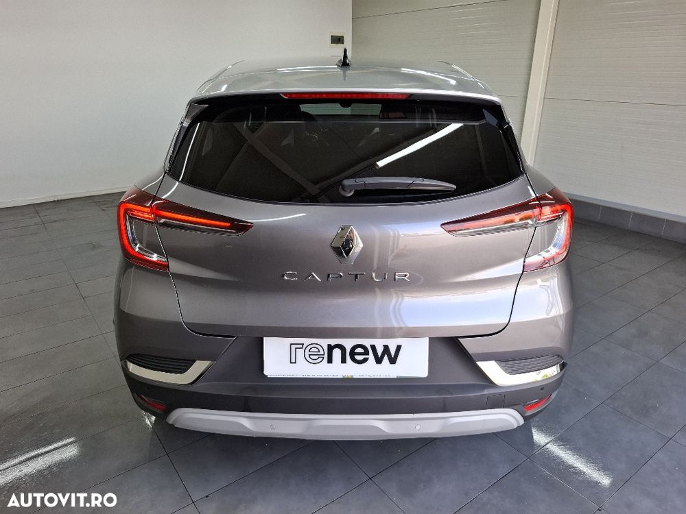 Renault Captur 140 MHEV Techno - 7
