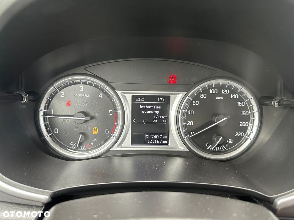 Suzuki Vitara 1.6 DDiS (4x2) Comfort+ - 22