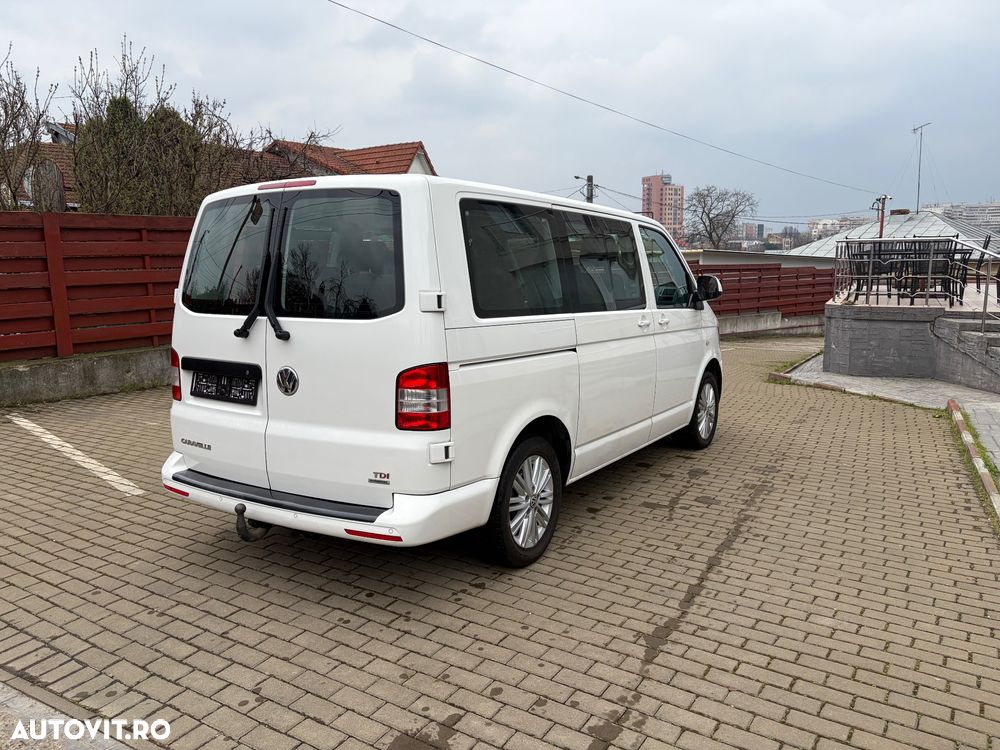 Volkswagen Caravelle - 4
