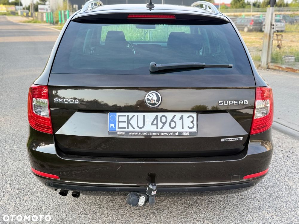 Skoda Superb 1.6 TDI GreenLine - 10