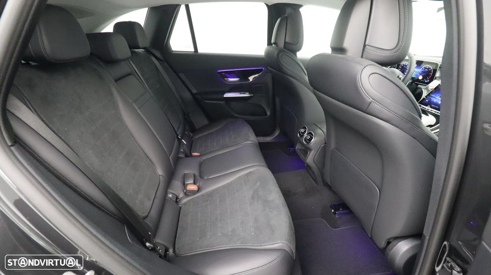 Mercedes-Benz GLC 220 d 4Matic 9G-TRONIC Edition AMG Line - 29