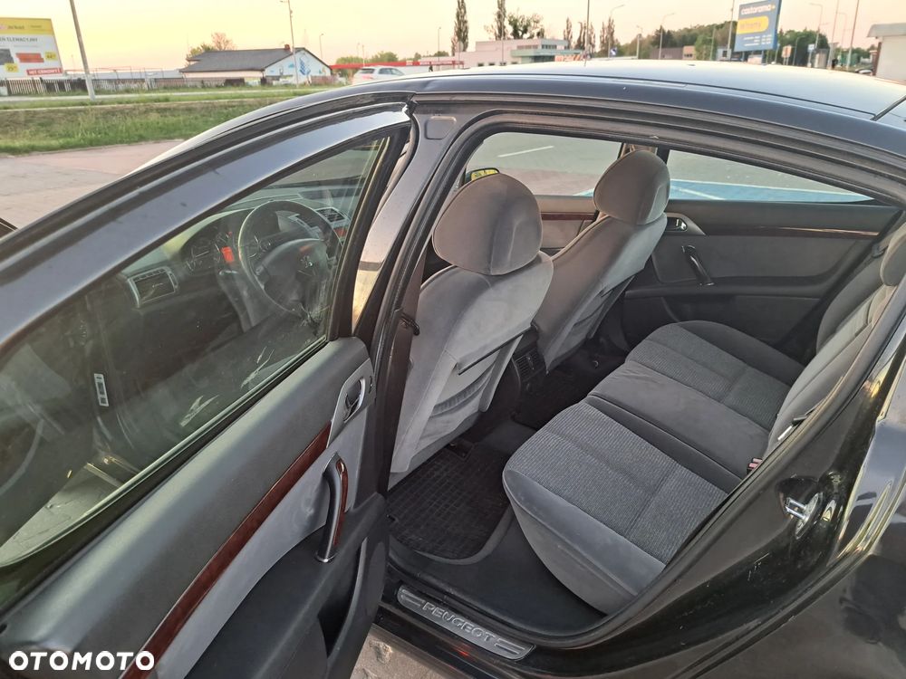 Peugeot 407 - 10