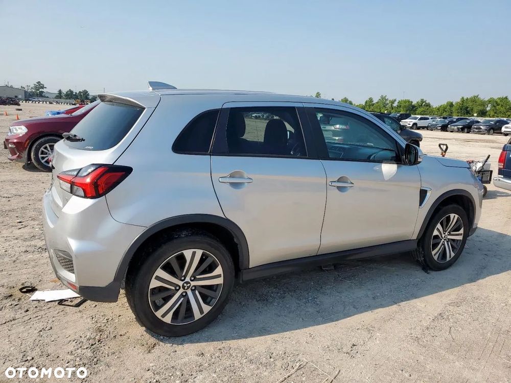 Mitsubishi ASX - 4