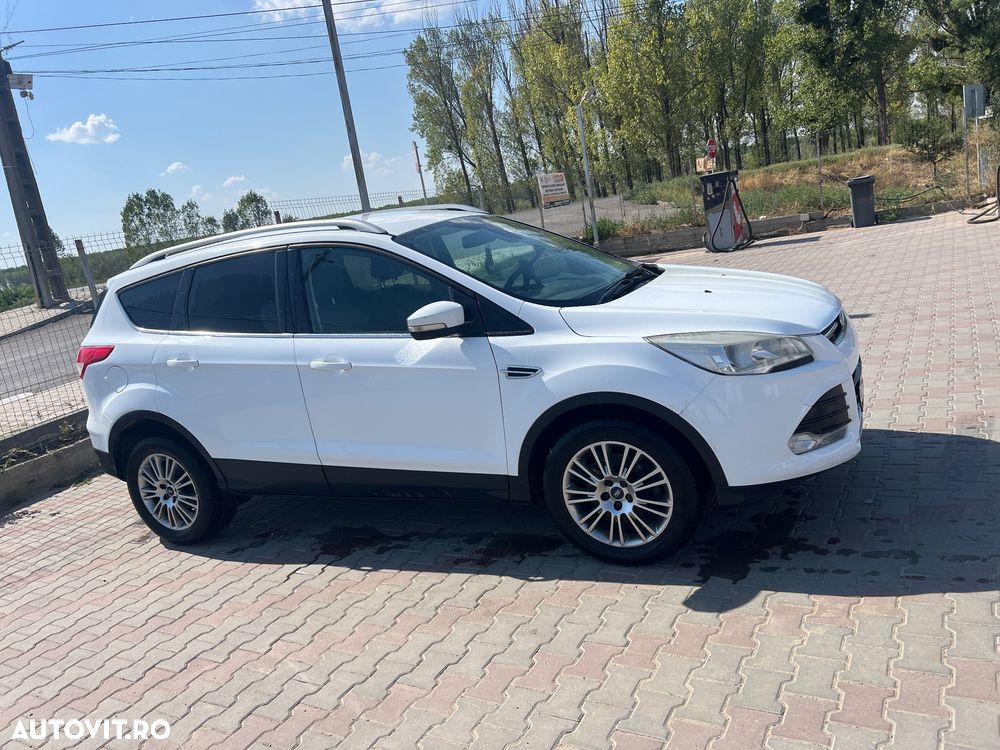 Ford Kuga - 1