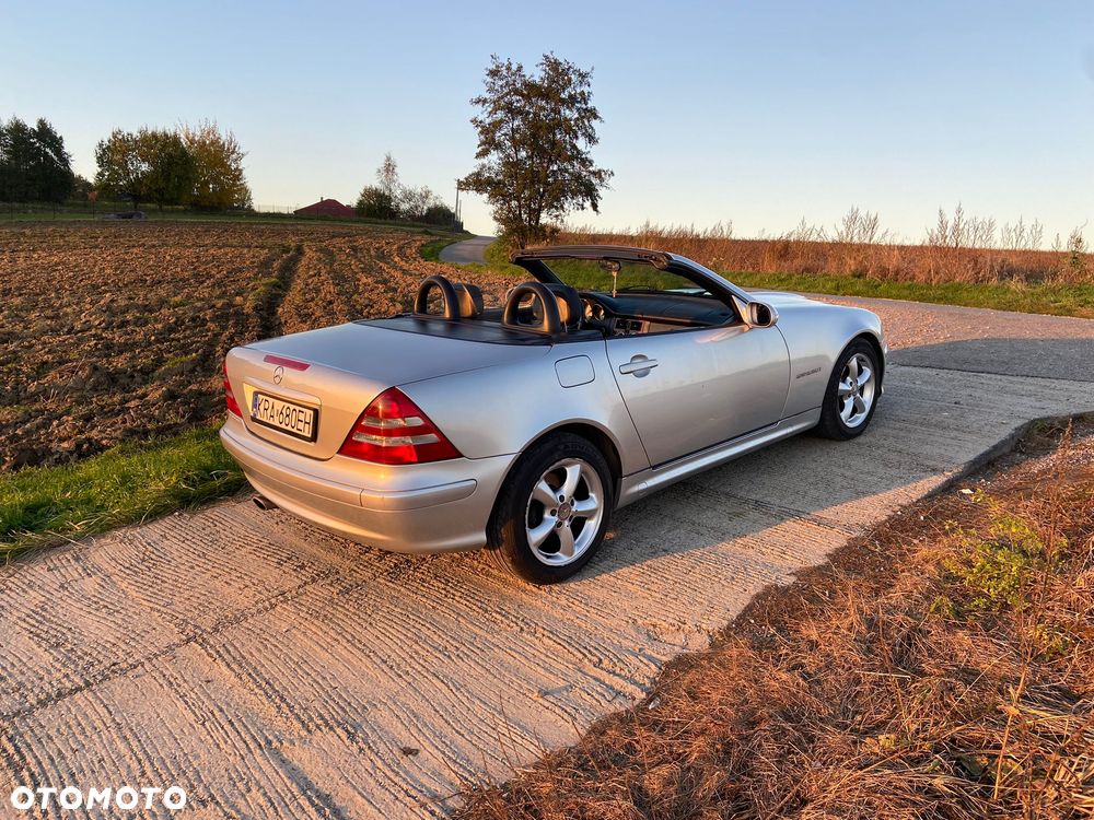 Mercedes-Benz SLK - 4