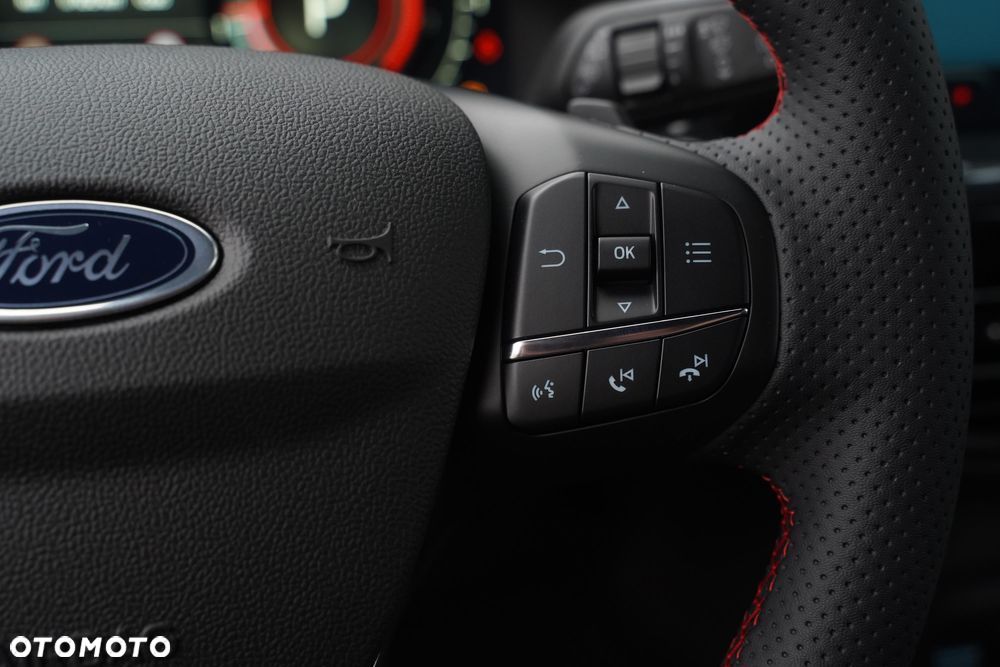 Ford Focus 1.0 EcoBoost mHEV ST-Line X - 16