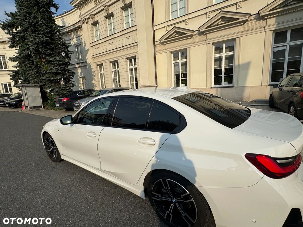 BMW Seria 3 318i M Sport - 6