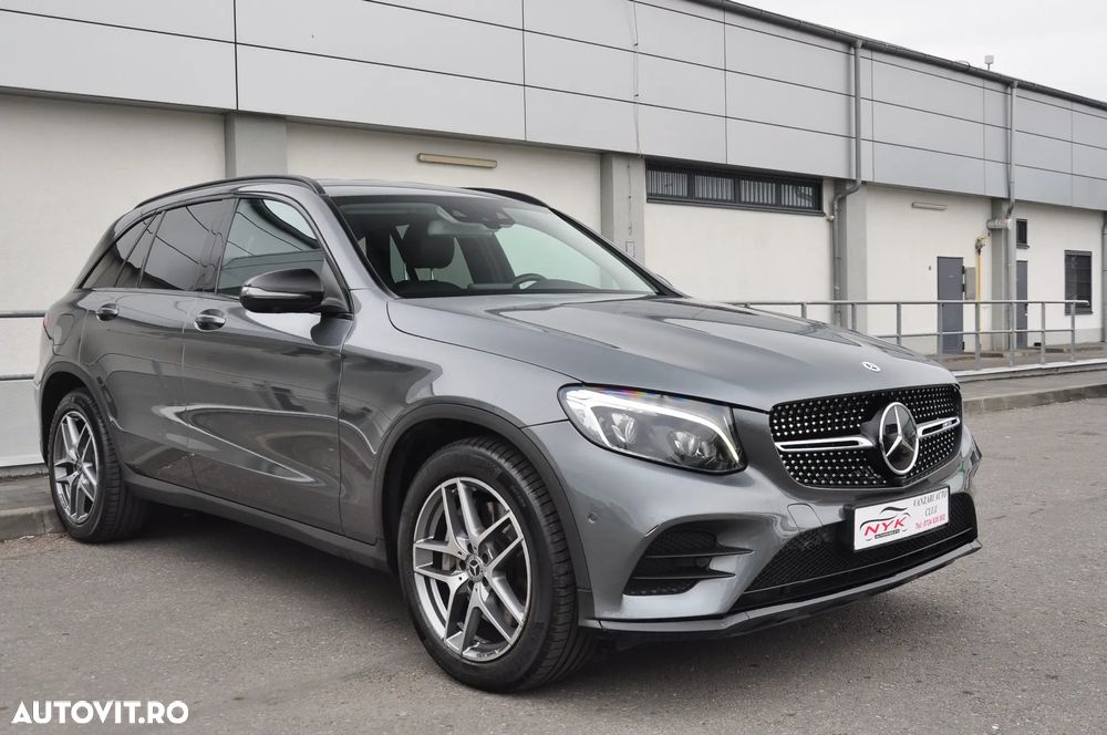 Mercedes-Benz GLC 250 4Matic 9G-TRONIC AMG Line - 2