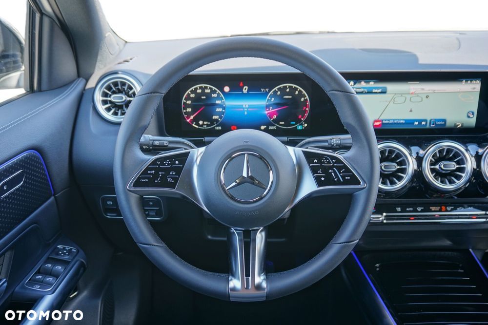 Mercedes-Benz GLA 200 mHEV Progressive 7G-DCT - 6