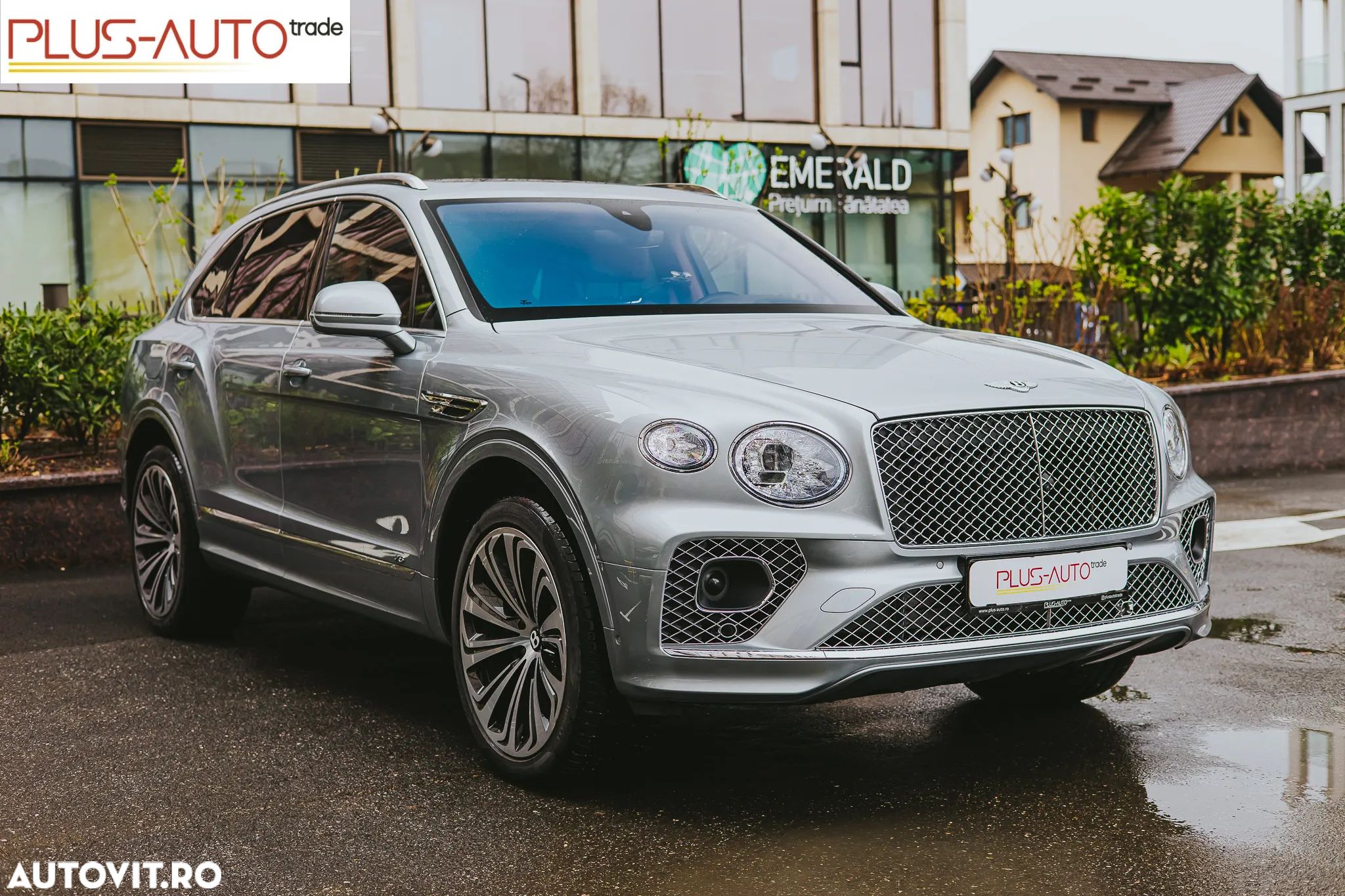 Bentley Bentayga - 1