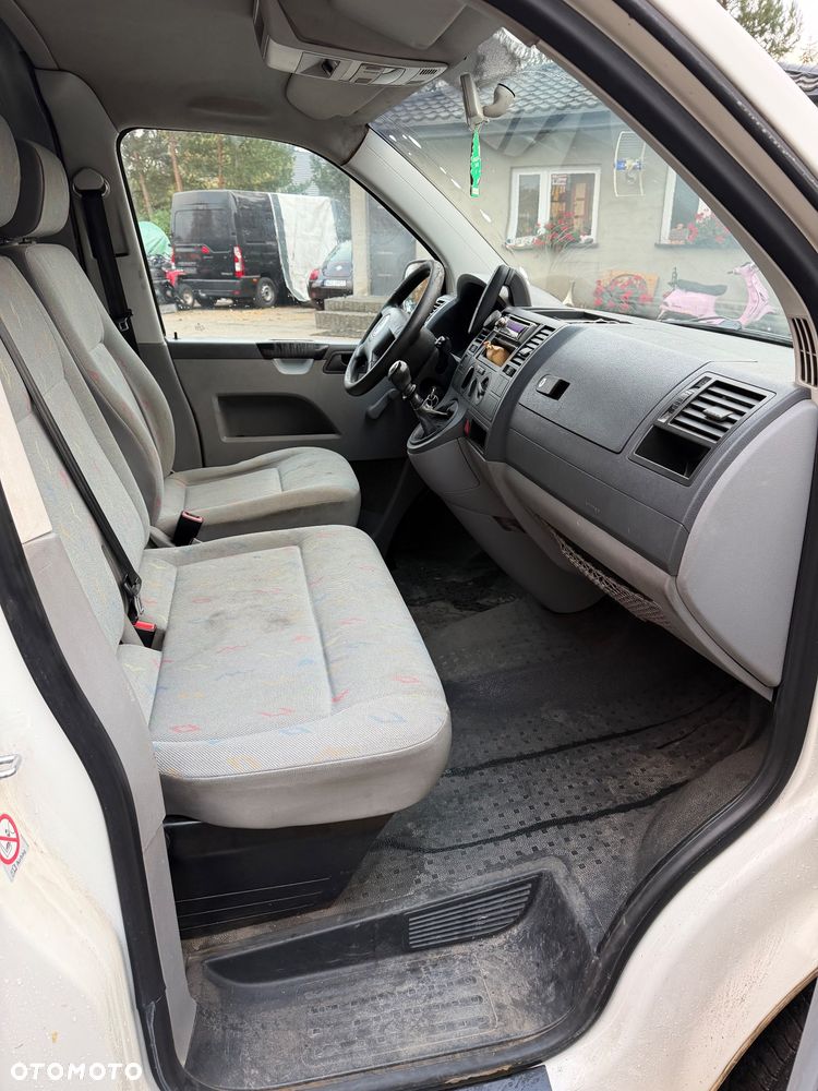 Volkswagen Transporter - 24