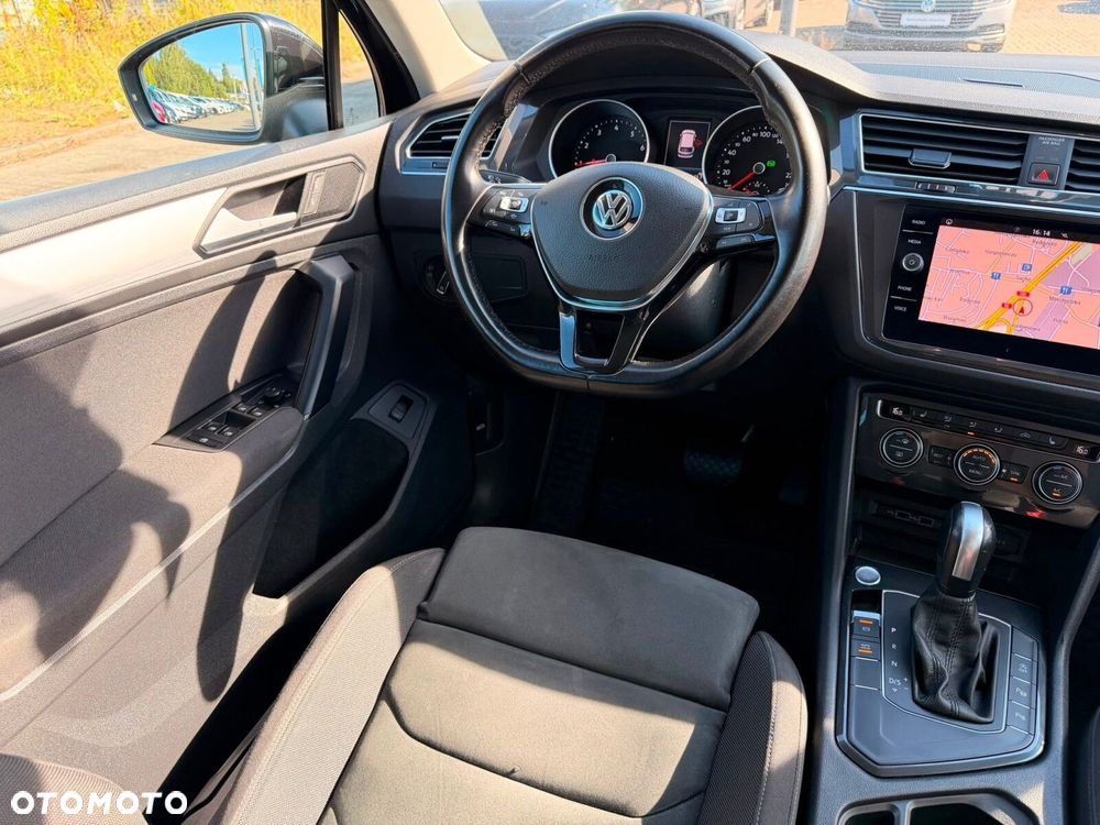 Volkswagen Tiguan - 29