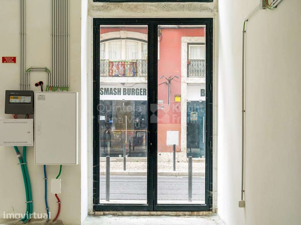 Loja nova para arrendamento na Misericórdia - Grande imagem: 4/25