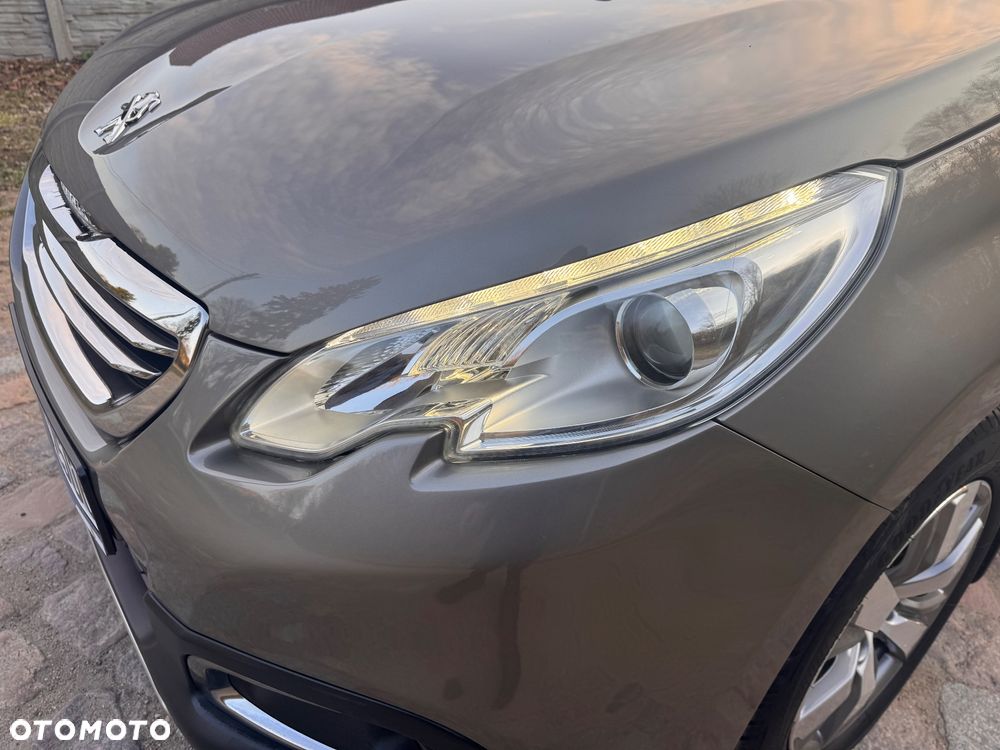 Peugeot 2008 e-HDi FAP 115 STOP & START Allure - 10