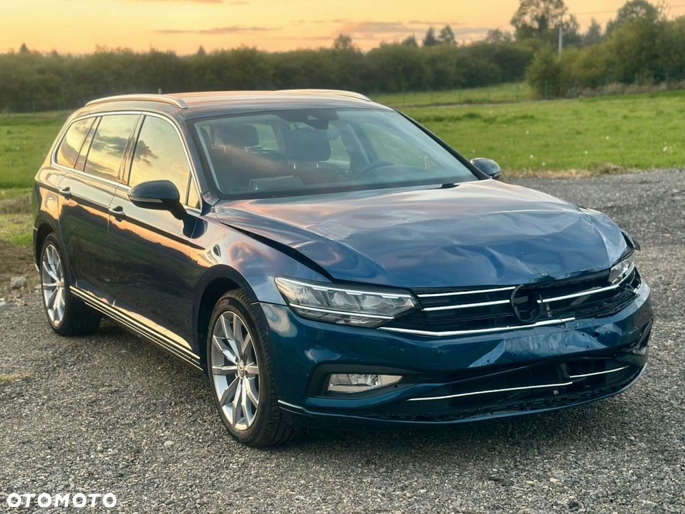 Volkswagen Passat Variant 1.6 TDI SCR DSG Comfortline - 3