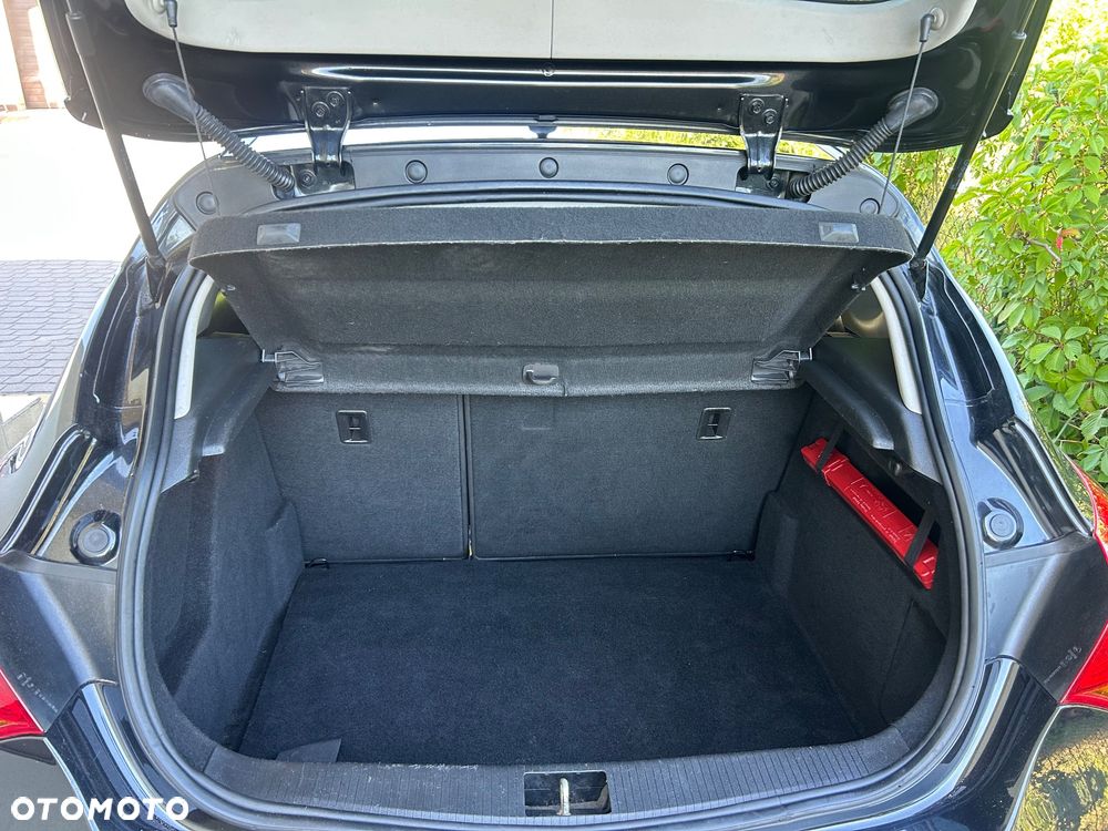 Opel Astra 1.4 T Sport - 27