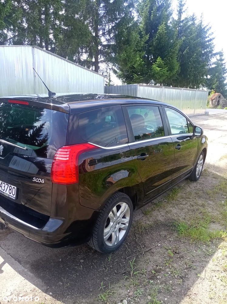 Peugeot 5008 HDI FAP 110 Family - 3