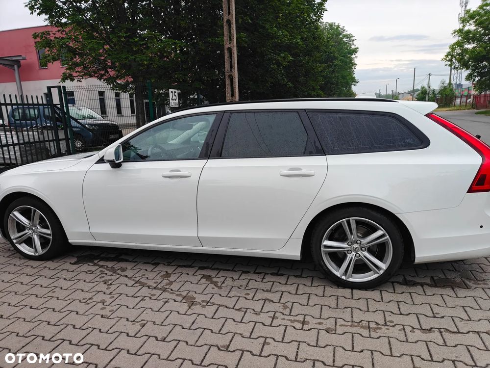 Volvo V90 D3 Momentum - 16