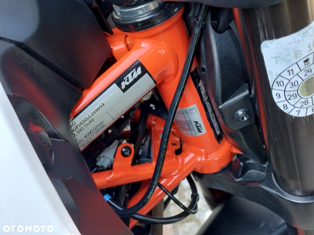 KTM Duke - 21