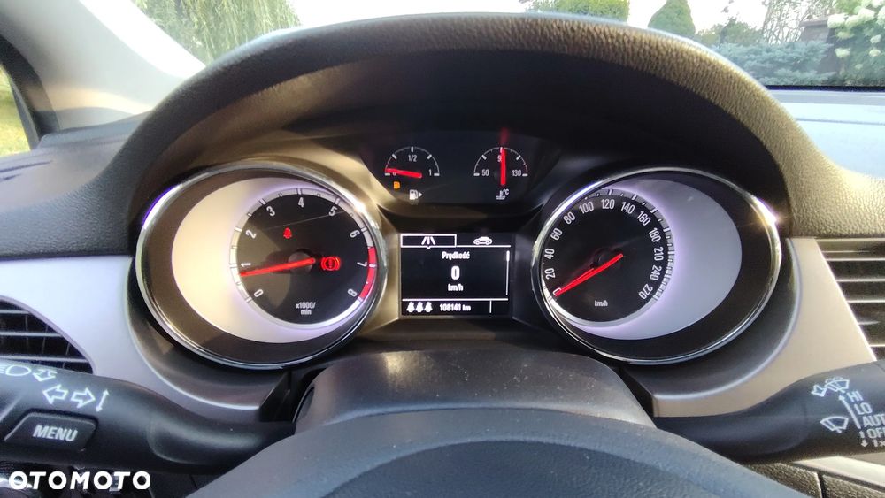 Opel Astra - 26
