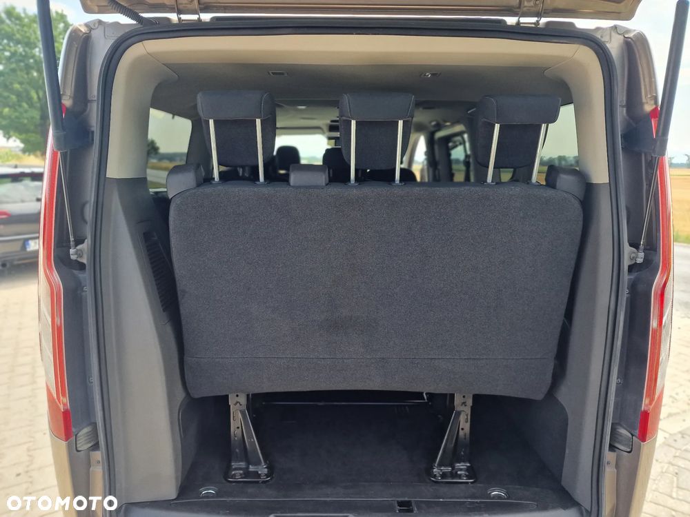 Ford Tourneo Custom 310 L2H1 VA Autm Titanium X - 28