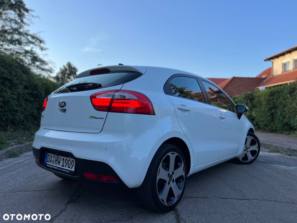 Kia Rio 1.4 ISG Dream-Team Edition - 4