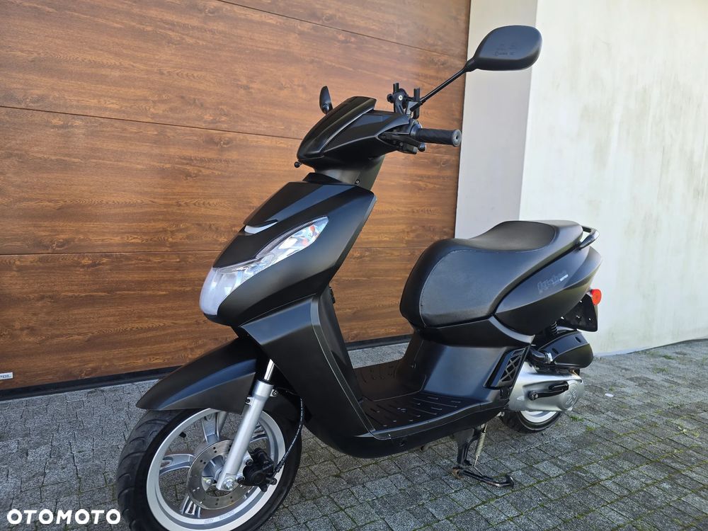 Peugeot Kisbee